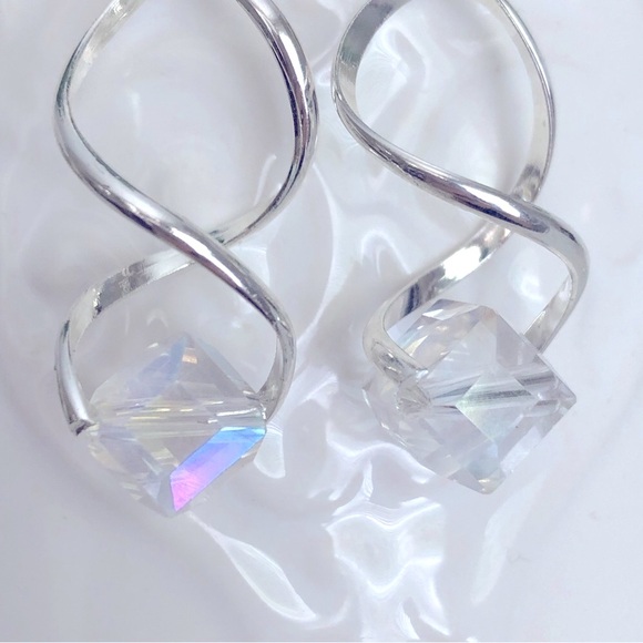 New Dangling Drop Glass Crystal Spiral Helix Twirling Twist Tangled Earrings - Picture 7 of 8